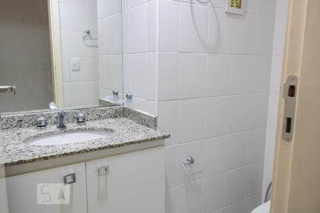 Apartamento à venda com 104m², 3 quartos e 1 vagaBanheiro do Corredor