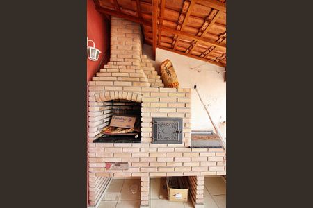 Casa à venda com 214m², 3 quartos e 2 vagasVaranda gourmet