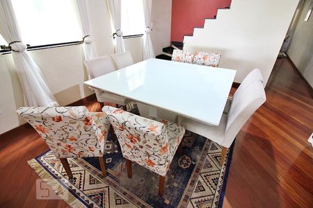 Casa à venda com 214m², 3 quartos e 2 vagasSala de Jantar