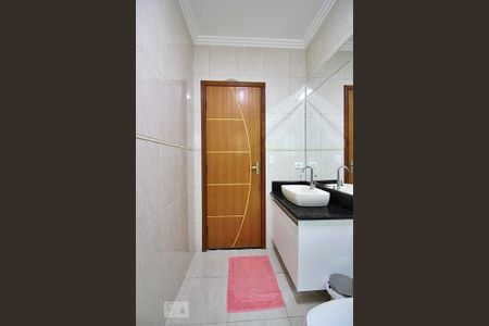 Casa à venda com 214m², 3 quartos e 2 vagasBanheiro Social