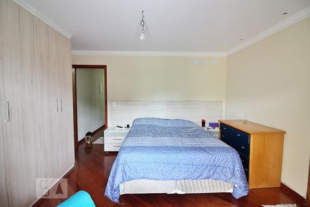 Casa à venda com 214m², 3 quartos e 2 vagasQuarto 2 - Suíte