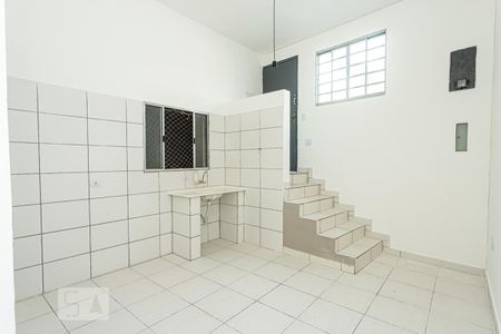Sala e cozinha integrados de casa para alugar com 1 quarto, 52m² em Vila Santa Maria, São Paulo