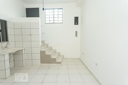Sala e cozinha integrados de casa para alugar com 1 quarto, 52m² em Vila Santa Maria, São Paulo