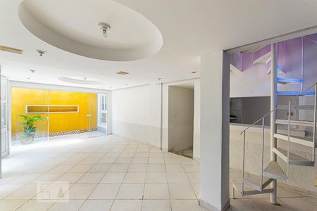 Sala de casa para alugar com 4 quartos, 250m² em Piratininga, Niterói