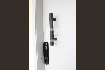 Studio à venda com 33m², 1 quarto e sem vagaFechadura Eletrónica