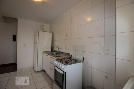 Apartamento à venda com 57m², 2 quartos e 1 vaga Apartamento à venda com 57m², 2 quartos e 1 vagaCozinha e Área de Serviço