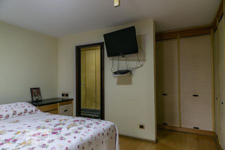 Apartamento para alugar com 300m², 5 quartos e 2 vagas Apartamento para alugar com 300m², 5 quartos e 2 vagasSuíte 2