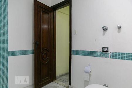 Apartamento para alugar com 300m², 5 quartos e 2 vagas Apartamento para alugar com 300m², 5 quartos e 2 vagasLavabo