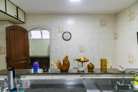 Apartamento para alugar com 300m², 5 quartos e 2 vagas Apartamento para alugar com 300m², 5 quartos e 2 vagasCozinha