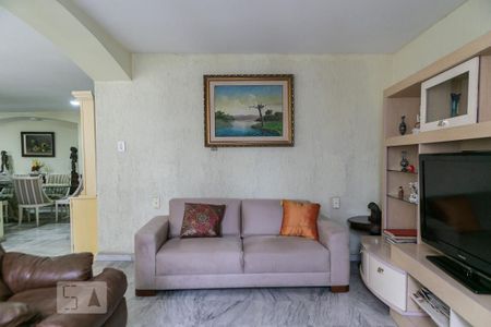 Apartamento para alugar com 300m², 5 quartos e 2 vagas Apartamento para alugar com 300m², 5 quartos e 2 vagasSala