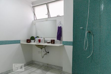 Apartamento para alugar com 300m², 5 quartos e 2 vagas Apartamento para alugar com 300m², 5 quartos e 2 vagasLavabo