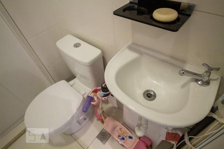 Apartamento à venda com 106m², 3 quartos e 2 vagasBanheiro de Serviço