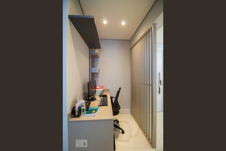 Apartamento à venda com 106m², 3 quartos e 2 vagasEscritório