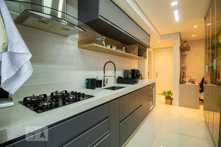 Apartamento à venda com 106m², 3 quartos e 2 vagasCozinha