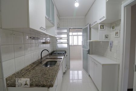 Apartamento à venda com 87m², 3 quartos e 2 vagasCozinha 
