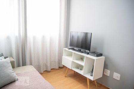 Sala de apartamento à venda com 2 quartos, 42m² em Vila Anhangüera, Campinas