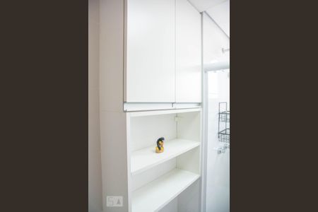 Apartamento à venda com 42m², 2 quartos e 1 vaga Apartamento à venda com 42m², 2 quartos e 1 vagaBanheiro