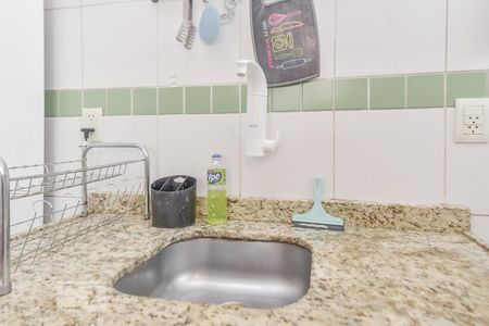 Cozinha de kitnet/studio à venda com 1 quarto, 29m² em República, São Paulo