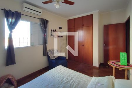 Casa à venda com 154m², 3 quartos e 4 vagasQuarto 2