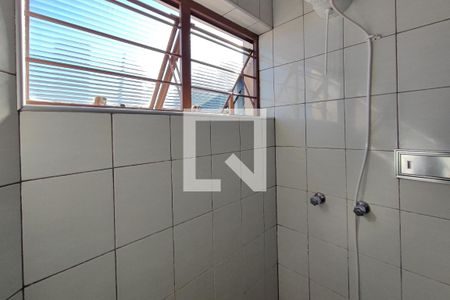 Casa à venda com 154m², 3 quartos e 4 vagasBanheiro Social