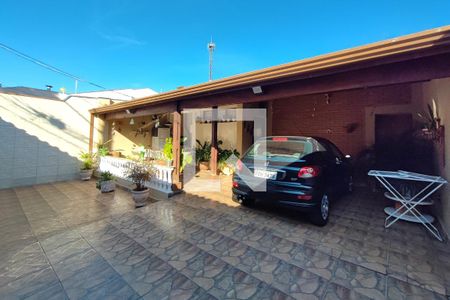 Casa à venda com 154m², 3 quartos e 4 vagasGaragem