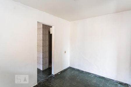 Sala  de kitnet/studio para alugar com 1 quarto, 45m² em Santa Tereza, Belo Horizonte
