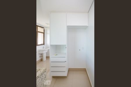 Apartamento para alugar com 53m², 1 quarto e 2 vagas Apartamento para alugar com 53m², 1 quarto e 2 vagasCozinha