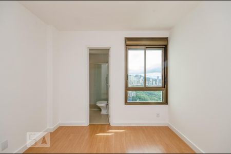 Apartamento para alugar com 53m², 1 quarto e 2 vagas Apartamento para alugar com 53m², 1 quarto e 2 vagasSuíte