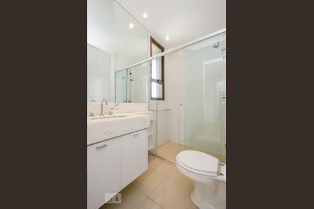 Apartamento para alugar com 53m², 1 quarto e 2 vagas Apartamento para alugar com 53m², 1 quarto e 2 vagasBanheiro da Suíte