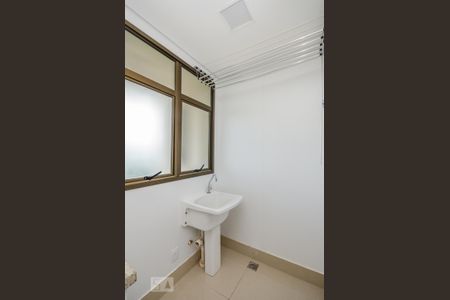 Área de Serviço de apartamento para alugar com 1 quarto, 53m² em Vila Castela, Nova Lima