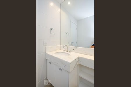 Apartamento para alugar com 53m², 1 quarto e 2 vagas Apartamento para alugar com 53m², 1 quarto e 2 vagasBanheiro da Suíte