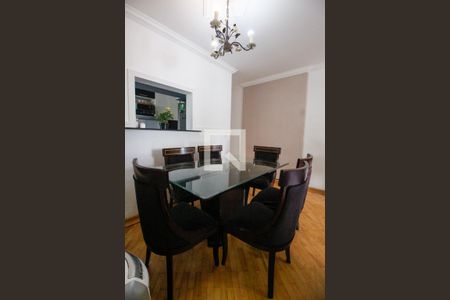 Apartamento à venda com 72m², 2 quartos e 2 vagasSala