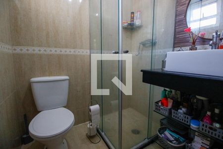 Apartamento à venda com 72m², 2 quartos e 2 vagasBanheiro da Suíte