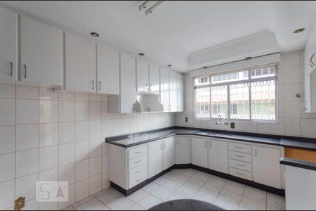 Casa à venda com 640m², 4 quartos e 2 vagasCozinha