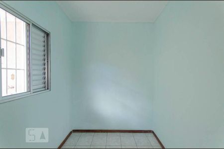 Casa à venda com 640m², 4 quartos e 2 vagasQuarto de Serviço