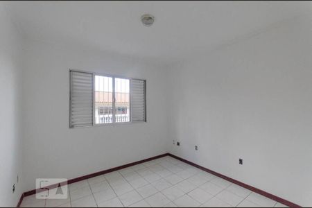 Casa à venda com 640m², 4 quartos e 2 vagasQuarto 3