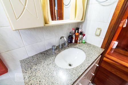 Banheiro Social de apartamento para alugar com 2 quartos, 49m² em Bosque da Saúde, São Paulo