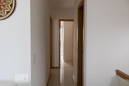 Corredor de apartamento para alugar com 3 quartos, 93m² em Freguesia (jacarepaguá), Rio de Janeiro