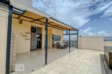 Apartamento à venda com 189m², 3 quartos e 3 vagasVaranda