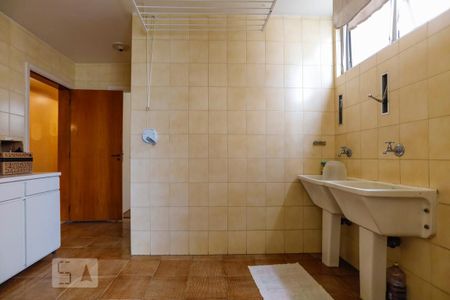 Apartamento para alugar com 260m², 3 quartos e 2 vagasÁrea de Serviço