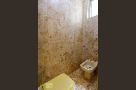 Apartamento para alugar com 260m², 3 quartos e 2 vagasBanheiro da Suíte