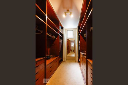 Apartamento para alugar com 260m², 3 quartos e 2 vagasSuíte