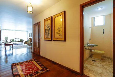 Apartamento para alugar com 260m², 3 quartos e 2 vagasEntrada