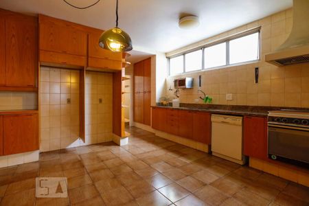 Apartamento para alugar com 260m², 3 quartos e 2 vagasCozinha