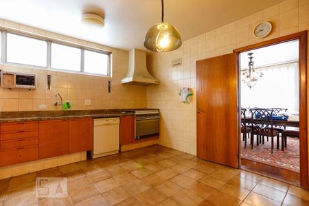 Apartamento para alugar com 260m², 3 quartos e 2 vagasCozinha