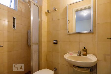 Apartamento para alugar com 260m², 3 quartos e 2 vagasBanheiro de Serviço