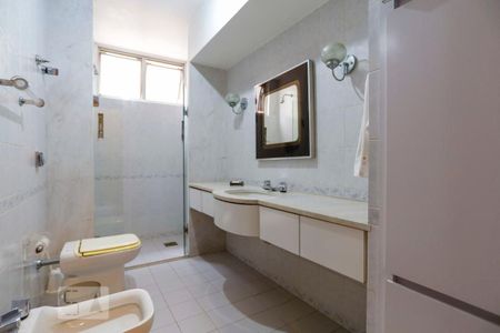 Apartamento para alugar com 260m², 3 quartos e 2 vagasBanheiro Social