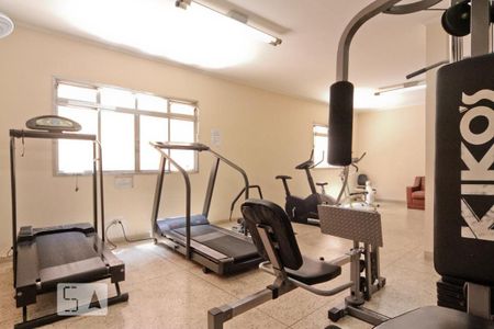 Apartamento à venda com 120m², 4 quartos e 2 vagas Apartamento à venda com 120m², 4 quartos e 2 vagasAcademia