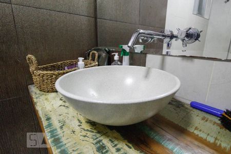 Apartamento à venda com 120m², 4 quartos e 2 vagas Apartamento à venda com 120m², 4 quartos e 2 vagasBanheiro 2