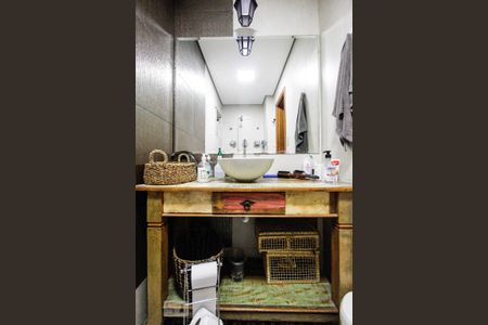 Apartamento à venda com 120m², 4 quartos e 2 vagas Apartamento à venda com 120m², 4 quartos e 2 vagasBanheiro 2